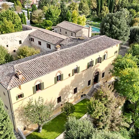 Relais Della Rovere Отель