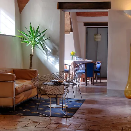 Hotel Relais Della Rovere 4*